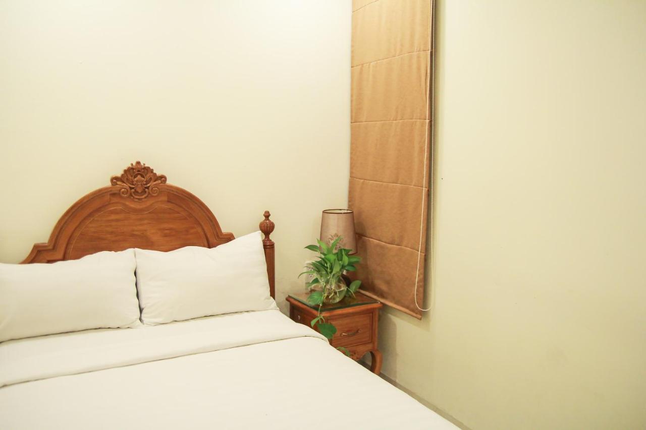 Erato Boutique Hotel Хошимин Экстерьер фото